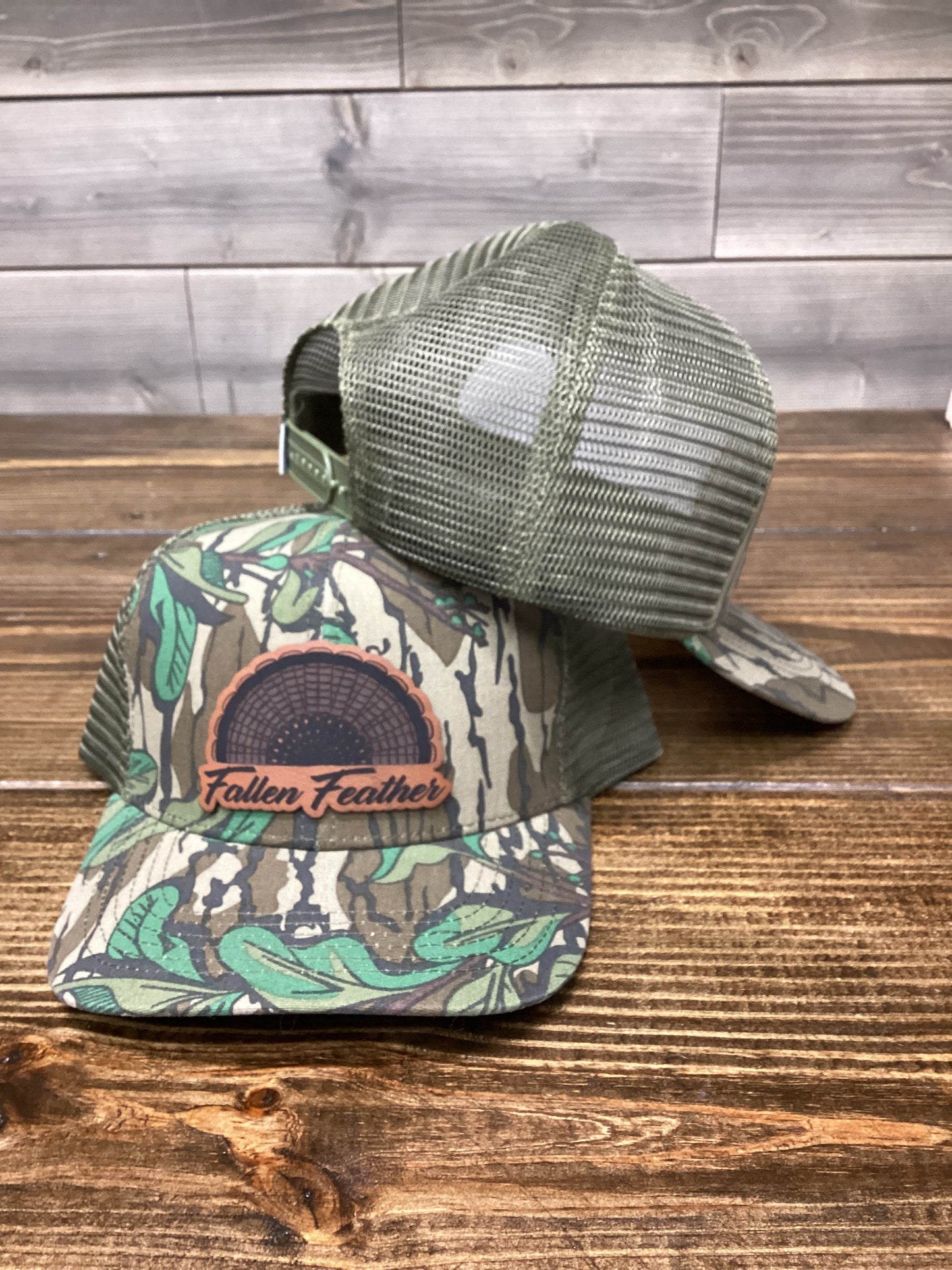 Mossy Oak Greenleaf Fan Patch Trucker SnapBack