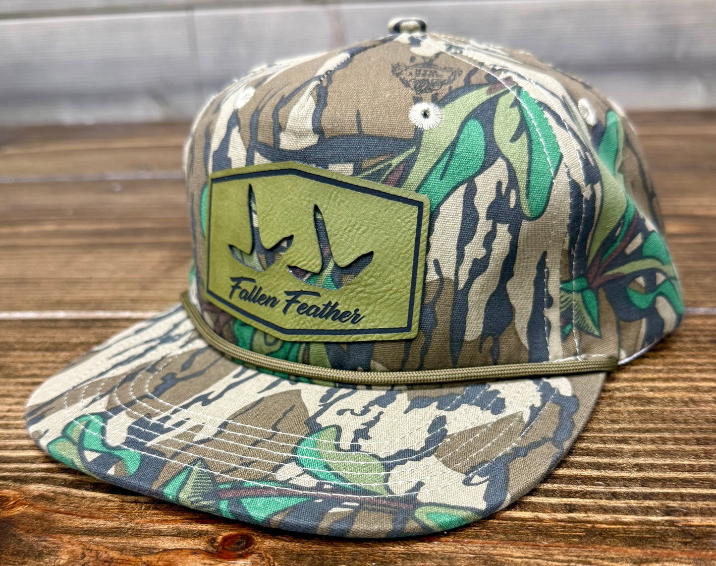 Mossy Oak Greenleaf Rope Hat, silhouette track