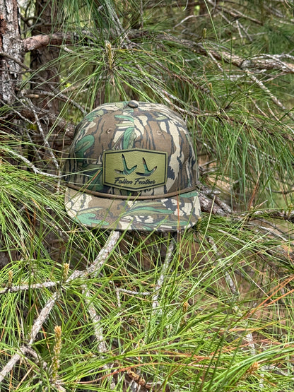Mossy Oak Greenleaf Rope Hat, silhouette track